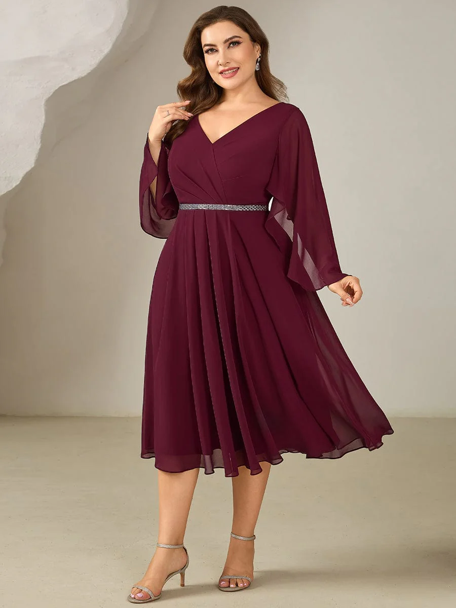 ever WYNN|Plus Size V-Neck Chiffon Wedding Guest Dress - Image 4